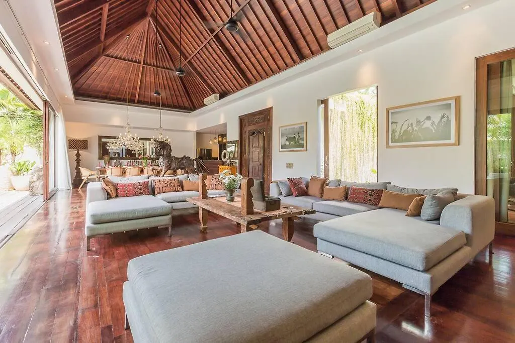 Eshara 123 In Oberoi Our 8 Bedroom Villa With 3 Pool Close To Beach Seminyak