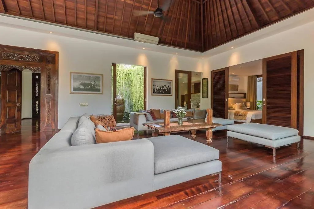 Eshara 123 In Oberoi Our 8 Bedroom Villa With 3 Pool Close To Beach Seminyak