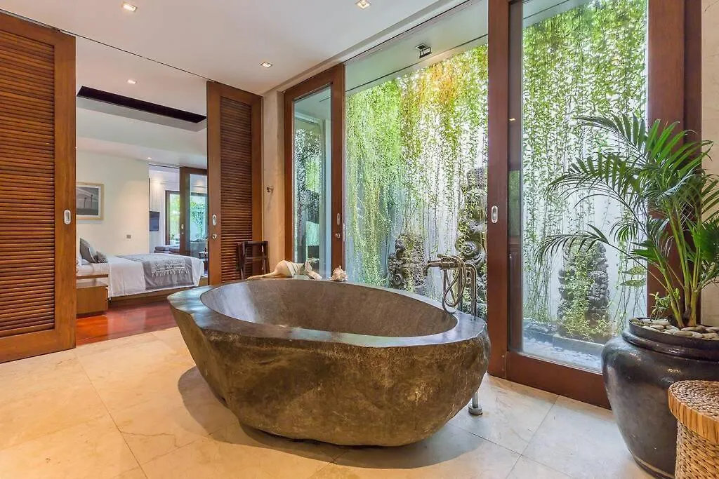 Eshara 123 In Oberoi Our 8 Bedroom Villa With 3 Pool Close To Beach Seminyak