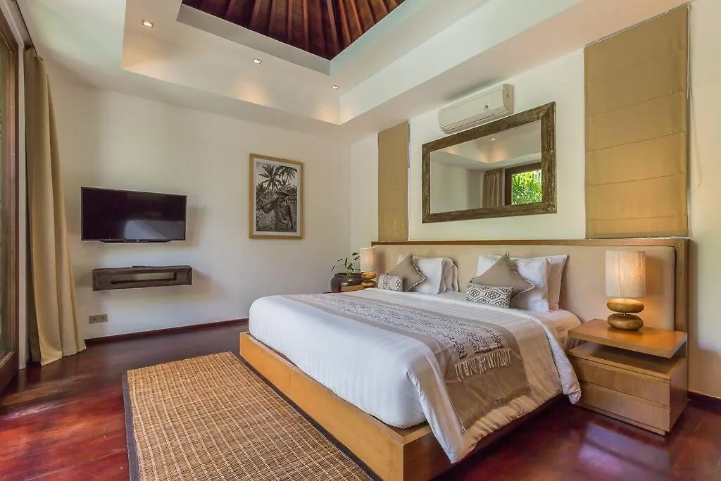 Eshara 123 In Oberoi Our 8 Bedroom Villa With 3 Pool Close To Beach Seminyak