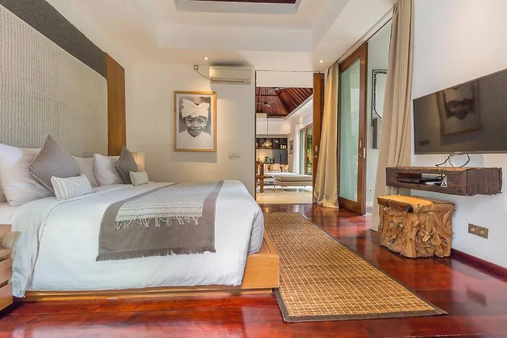 Eshara 123 In Oberoi Our 8 Bedroom Villa With 3 Pool Close To Beach Seminyak